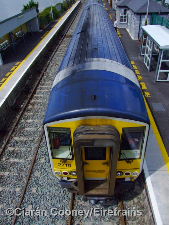 CobhJunction_20090716_018_CC_JA.jpg - Front and roof profile of No.2719, which dates from the late 1990s entering service as one of Dublin's orange liveried 'Arrow' trains, stands at Cobh Junction with a trial train to Midleton.